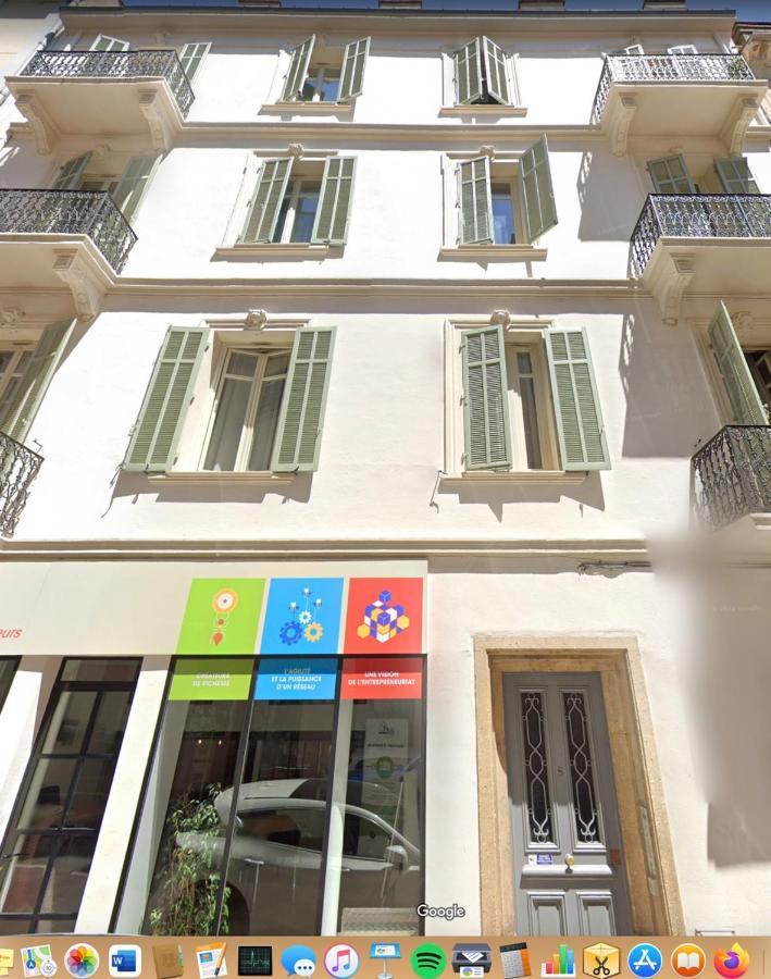 Montaigne - Luxurious - 350m Palais - Lra Apartment
