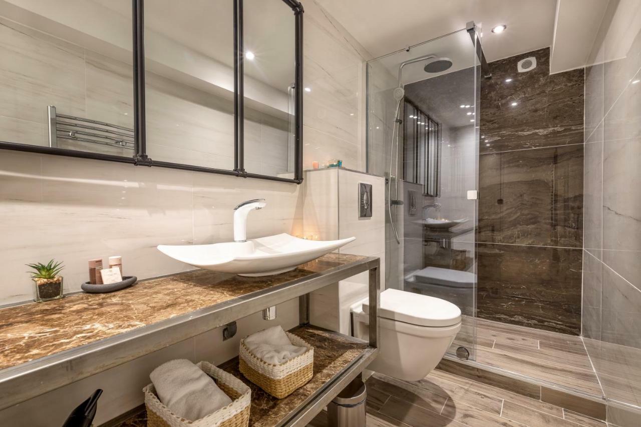 Montaigne - Luxurious - 350m Palais - Lra Apartment