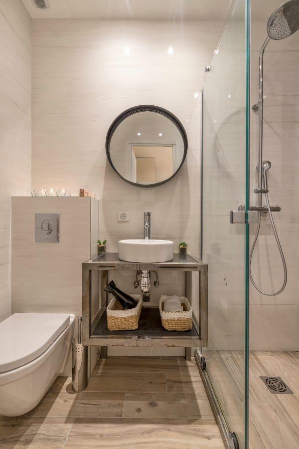 Montaigne - Luxurious - 350m Palais - Lra Apartment